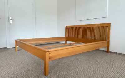 Grüne Erde Elena Bett 180×200