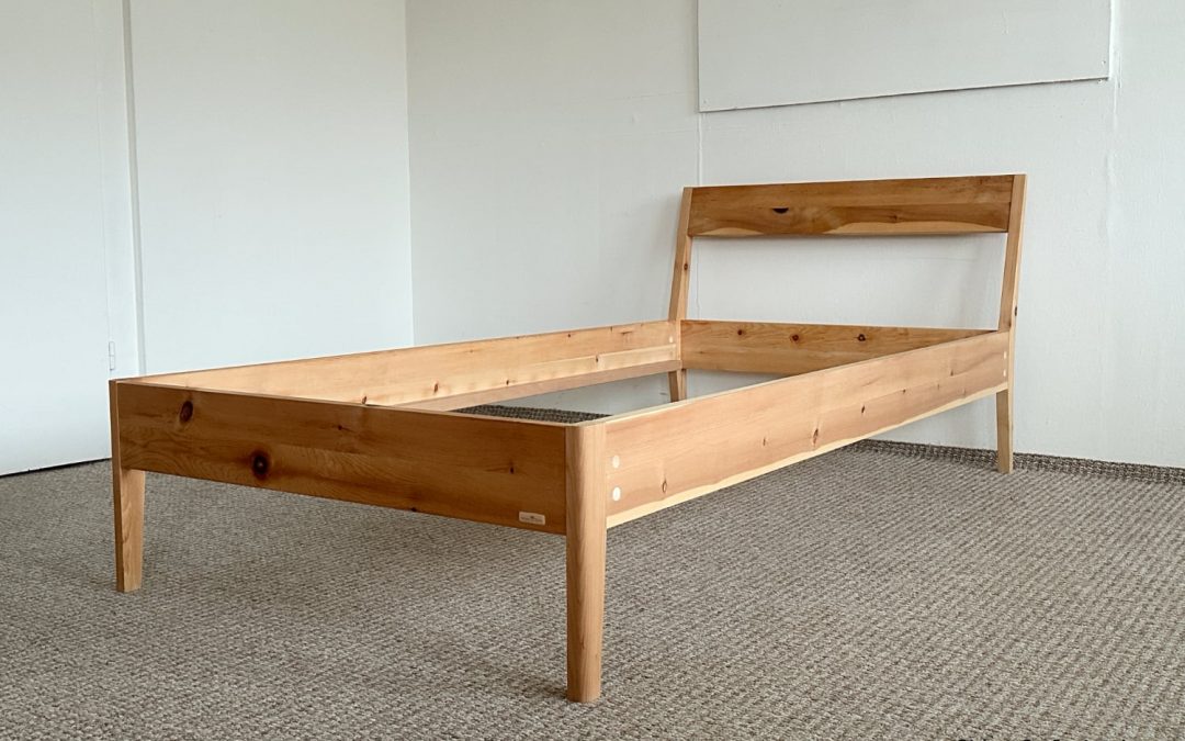 Grüne Erde Almeno 100×200 M Zirbe