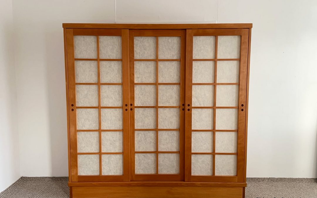 Grüne Erde Baumkrone Wohnschrank OL