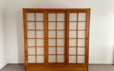 Grüne Erde Baumkrone Wohnschrank OL