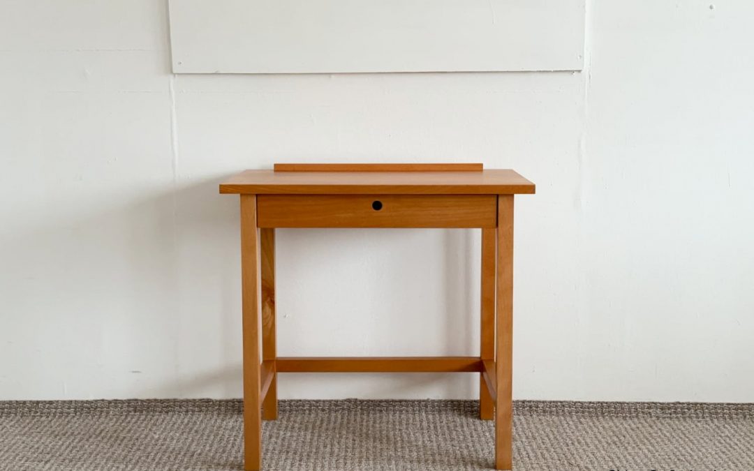 Grüne Erde Miss Nelly Schreibtisch