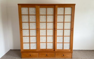Grüne Erde Baumkrone Kleiderschrank 65BP